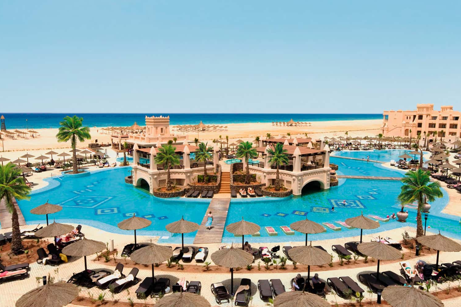 🌴BOA VISTA, UNA ISLA PARADISIÁCA DE CABO VERDE 🌄✨ Escapada de lujo TODO INCLUIDO: 🏨 Hotel 5 estrellas + ✈️ Vuelos + 🚐 Traslados  📍Africa