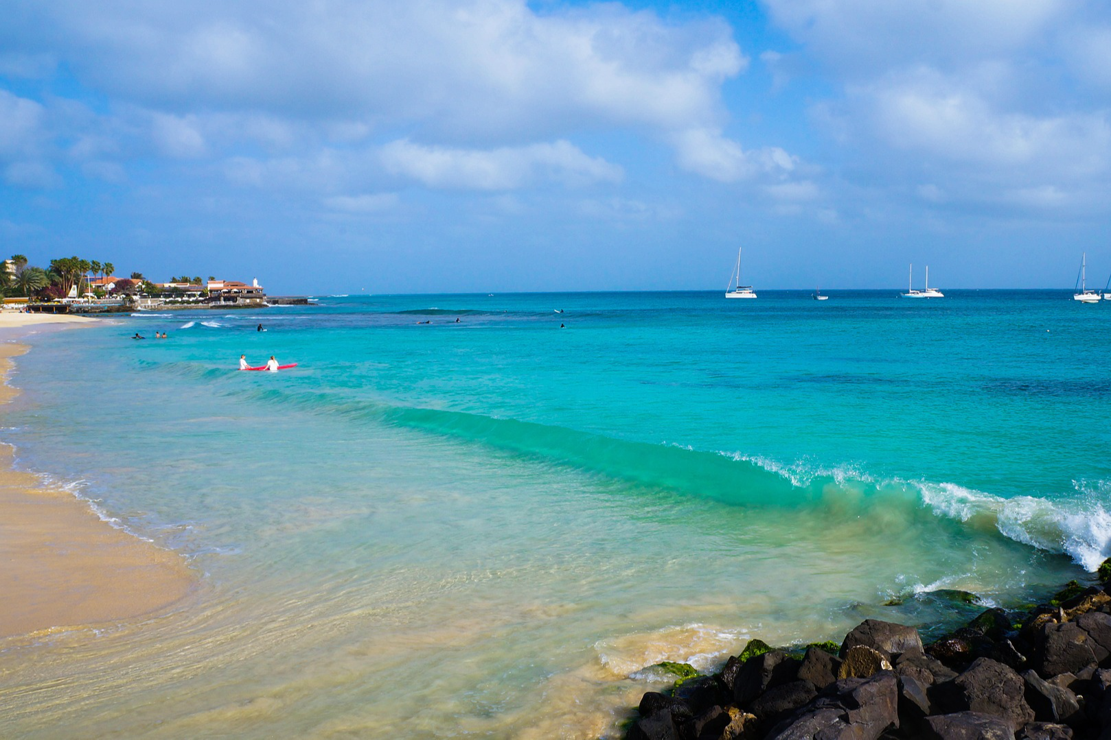 ✈️ Ilha do Sal, praia e calor ⛱️ Voos Diretos desde Lisboa ou Porto com Hotel 5* com piscina | Cabo Verde