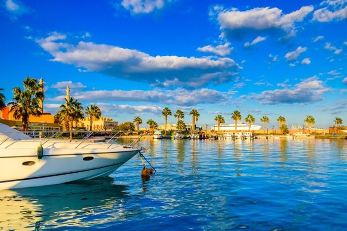 🏖️ Scopri il relax autentico nel paradiso del Mar Rosso! 🌊 | HURGHADA