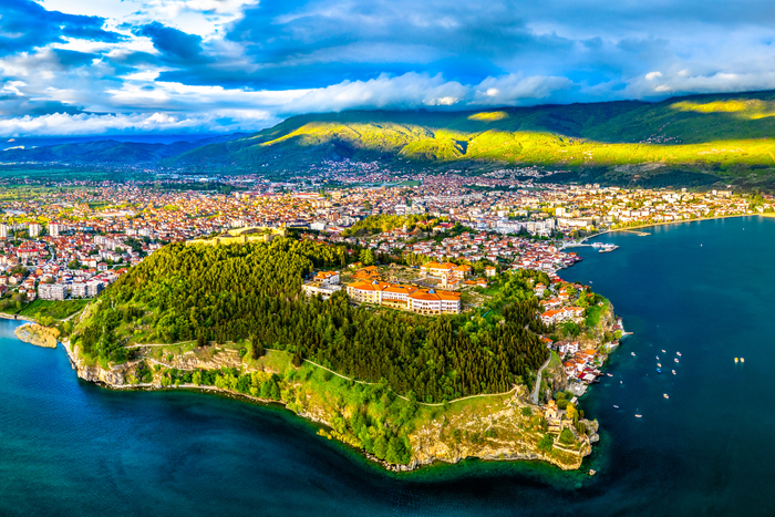 🏞️✈️MACEDONIA DEL NORTE ¡EL SECRETO MEJOR GUARDADO DE EUROPA!⛪⛰️ Vuelos + Hotel 4★ con desayuno en el centro de Skopie