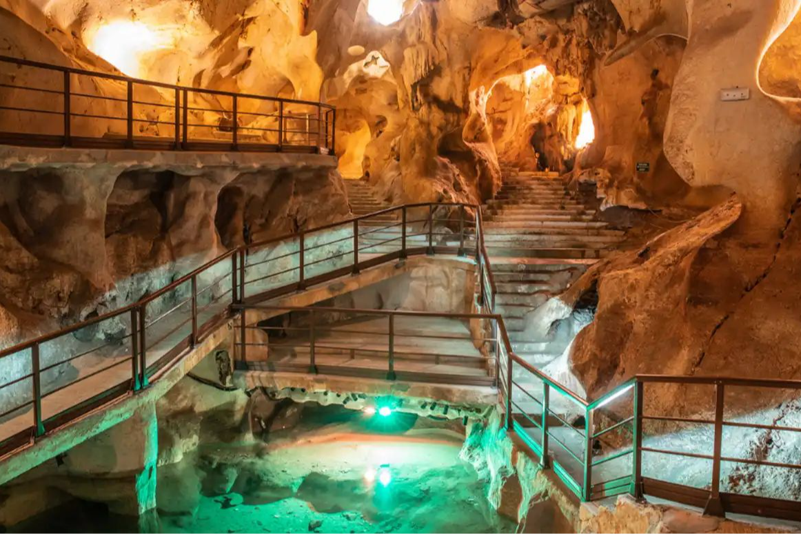 Cueva del Tesoro