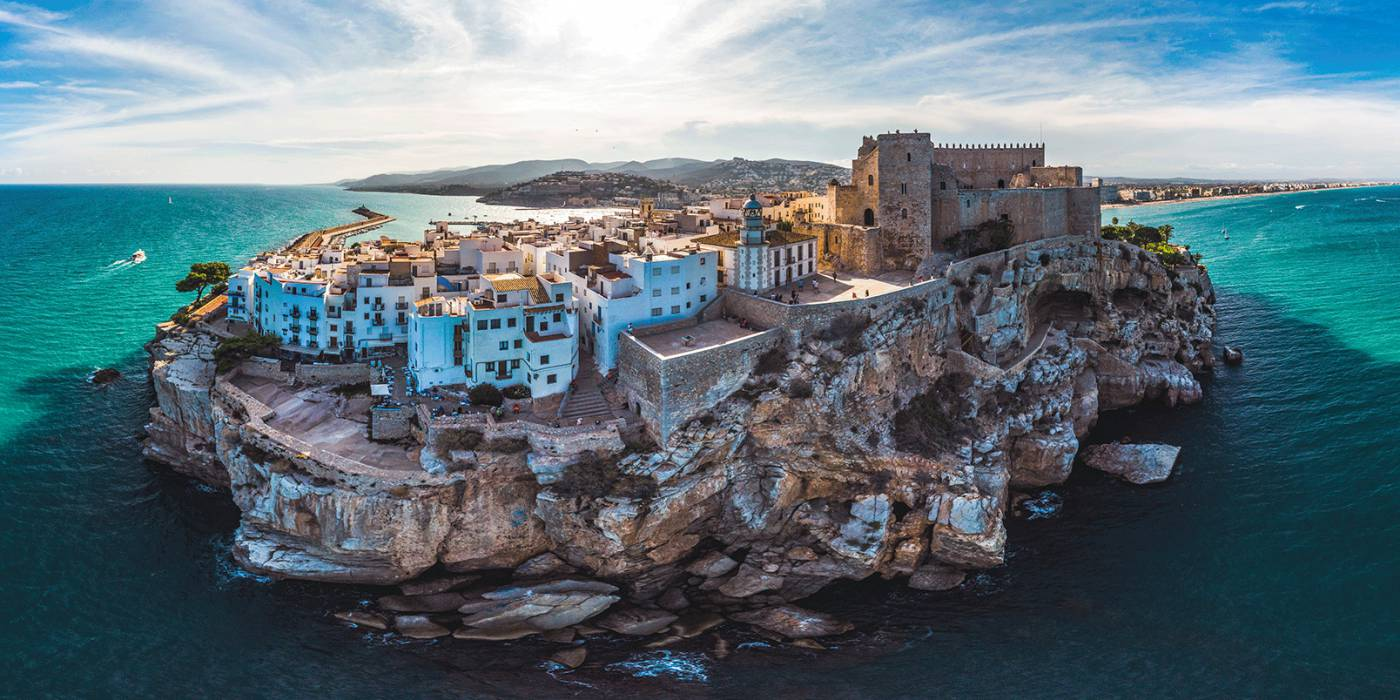 🏖️🍂 ESTE PUENTE DE OCTUBRE ¡PEÑÍSCOLA Y SU CASTILLO! 🏰🥐 PENSIÓN COMPLETA en Hotel 4★ + Entradas, en 1ª línea y APTO. Junior Suite | Castellón 🏖️🍂 ESTE PUENTE DE OCTUBRE ¡PEÑÍSCOLA Y SU CASTILLO! 🏰🥐 PENSIÓN COMPLETA en Hotel 4★ + Entradas, en 1ª línea y APTO. Junior Suite | Castellón