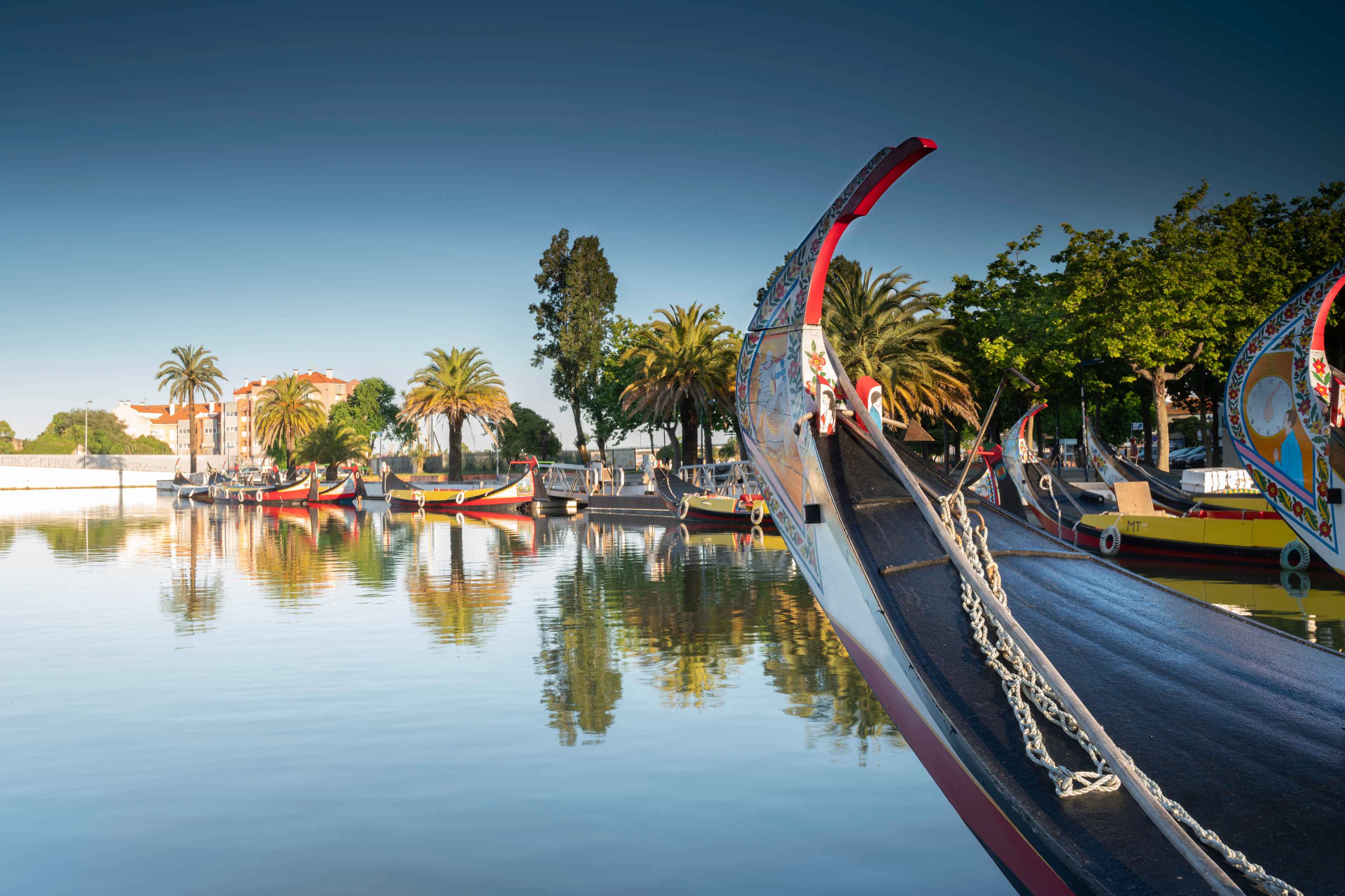 ⛵ A dois ou em família! Escapadinha em Hotel no centro da cidade + Passeio de Barco Moliceiro | Aveiro 