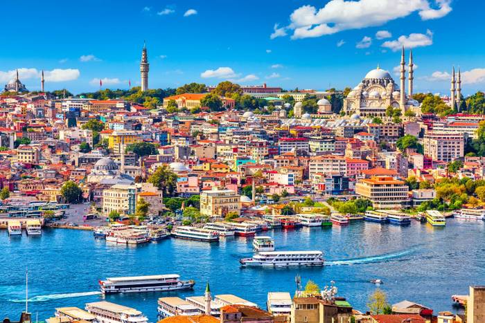 ✈️🕌 ¡ESTAMBUL EN UN HOTEL DE NUEVA APERTURA!🌉Desde 3 noches: Hotel 3★ en el histórico barrio de Sultanahmet al lado de la Mezquita Azul | Turquía