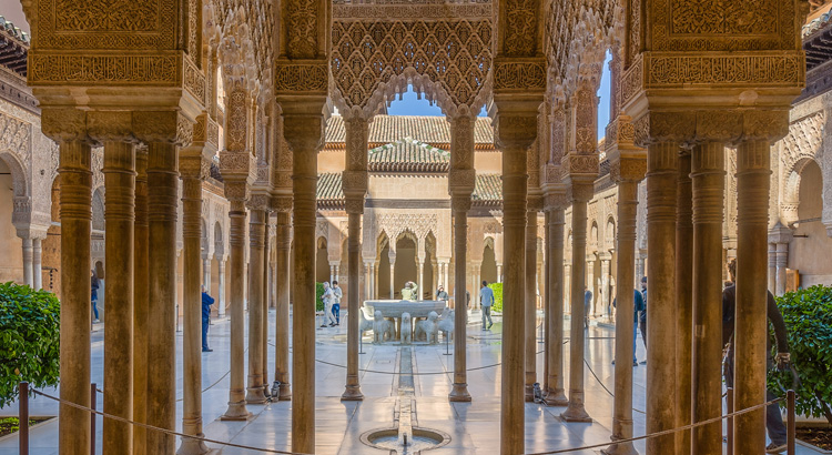  Alhambra 