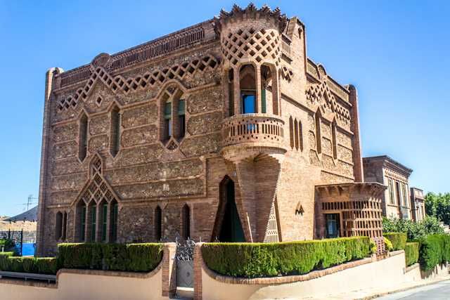 Cripta Gaudí e Colónia Güell-8