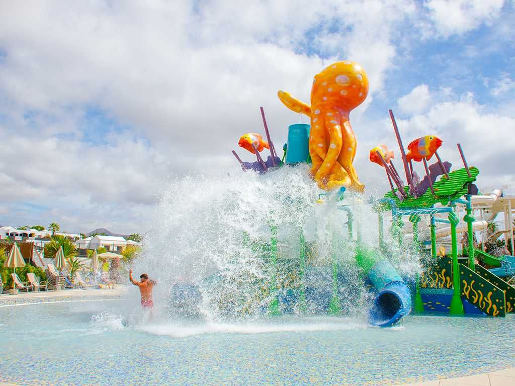 Aqualava Water Park-2