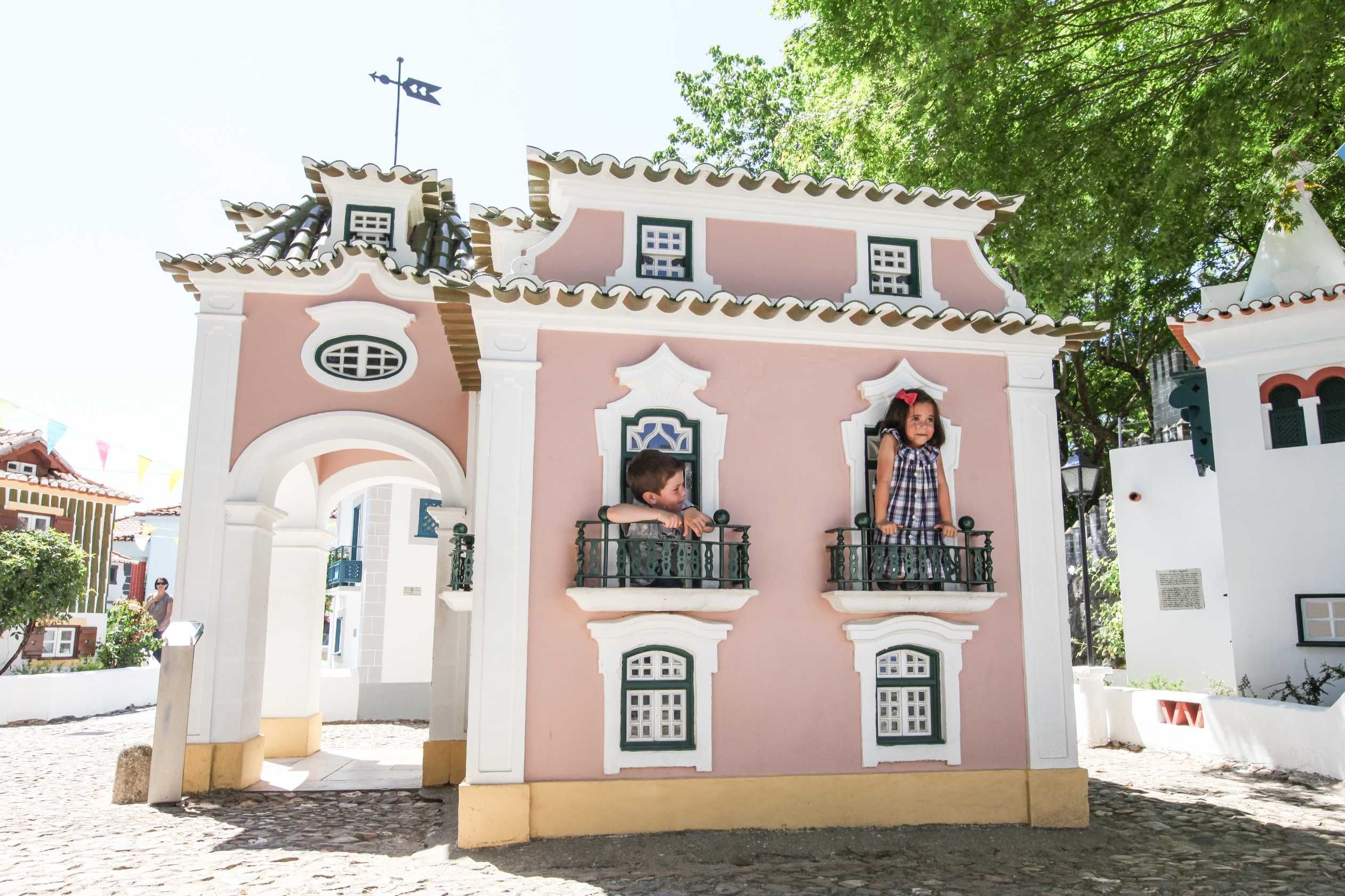 🏰 Portugal dos Pequenitos, el mejor plan con niños en Coímbra | Hotel + Entradas