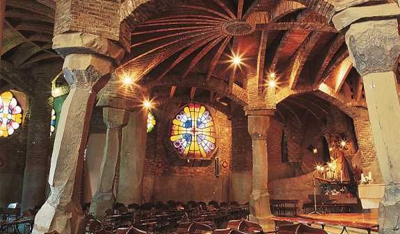 Cripta Gaudí e Colónia Güell-6