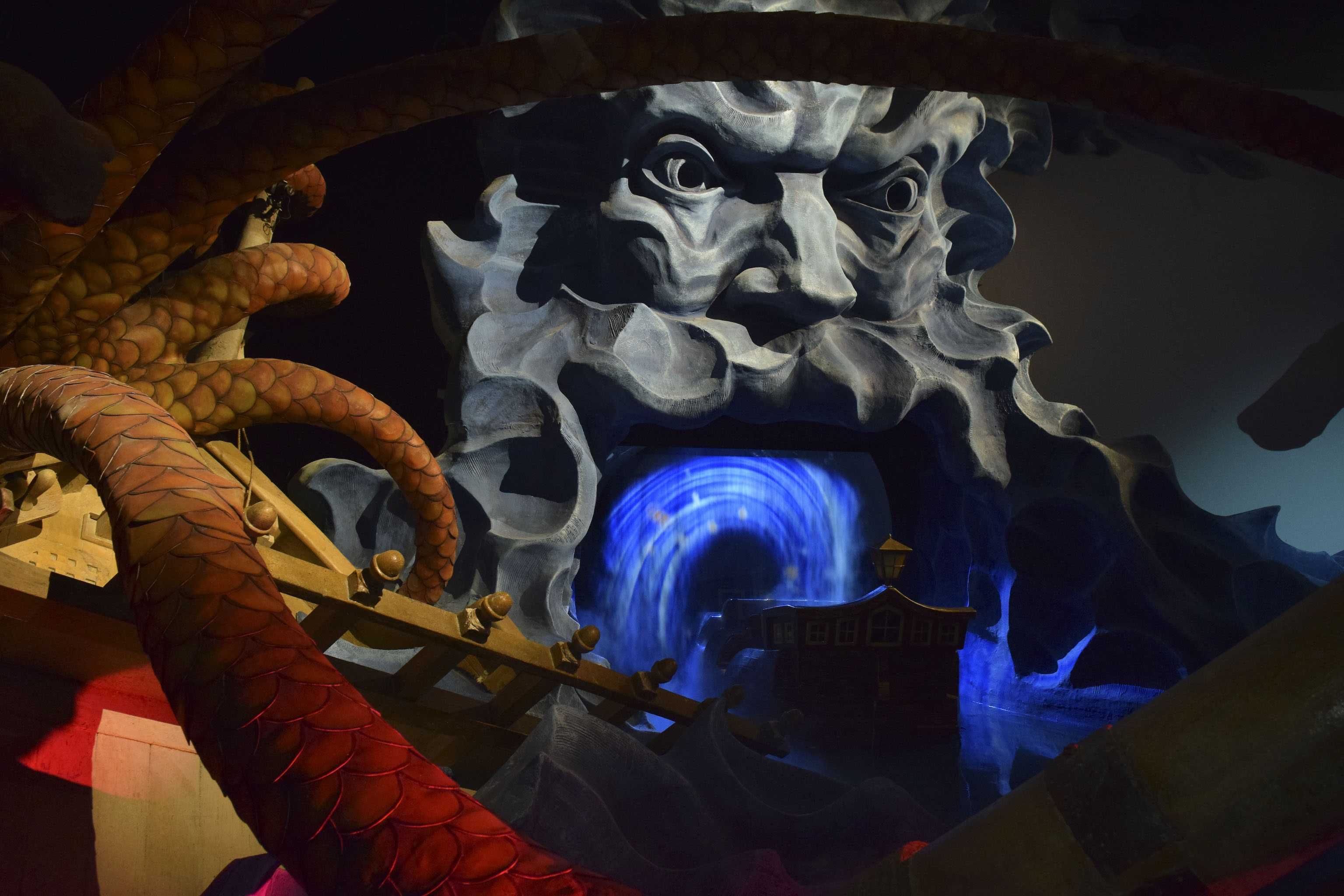 World of Discoveries-2