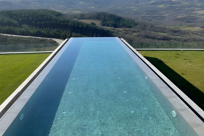 🍃 Descubra o encanto de Trás-os-Montes neste Hotel 4* com SPA e pequeno-almoço incluído | Bragança