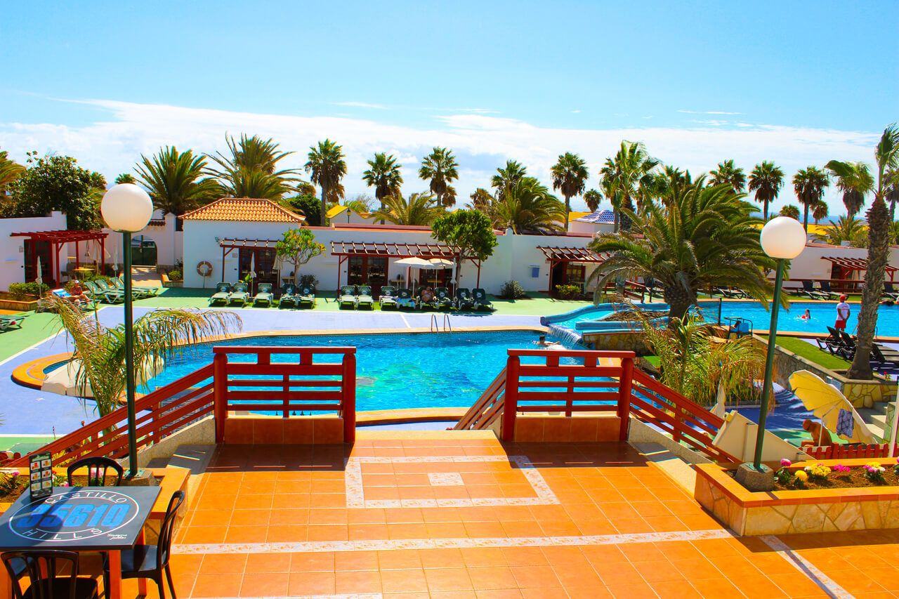 🌴☀️¡ESCAPADA A FUERTEVENTURA A TU RITMO! 🏖️ Desde 2 noches: Apartamentos con piscina en zona tranquila | Caleta de Fuste 🌴☀️¡ESCAPADA A FUERTEVENTURA A TU RITMO! 🏖️ Desde 2 noches: Apartamentos con piscina en zona tranquila | Caleta de Fuste
