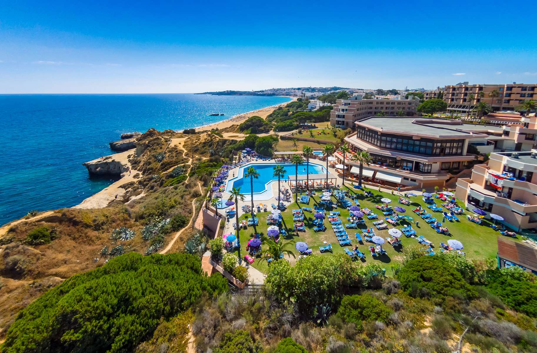 ✨ Fabuloso Resort em Tudo Incluído com Vistas Fantásticas para a Praia | Albufeira