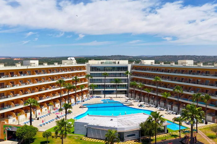 🏖️ Aparthotel 4* no Algarve para descansar no Verão | Albufeira