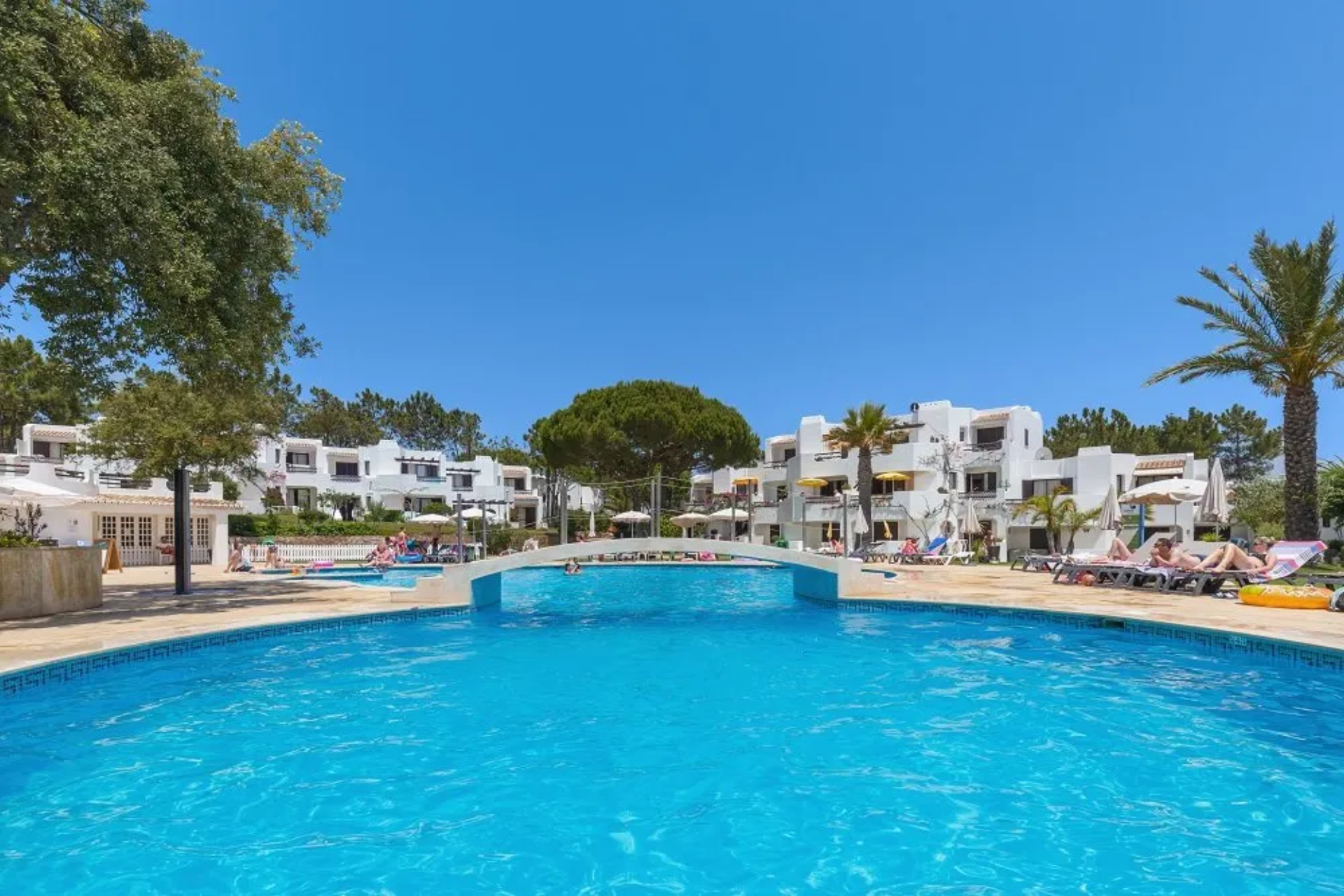 🏖️ Aparthotel 4* com piscinas localizado no coração do Algarve | Albufeira 🏖️ Aparthotel 4* com piscinas localizado no coração do Algarve | Albufeira