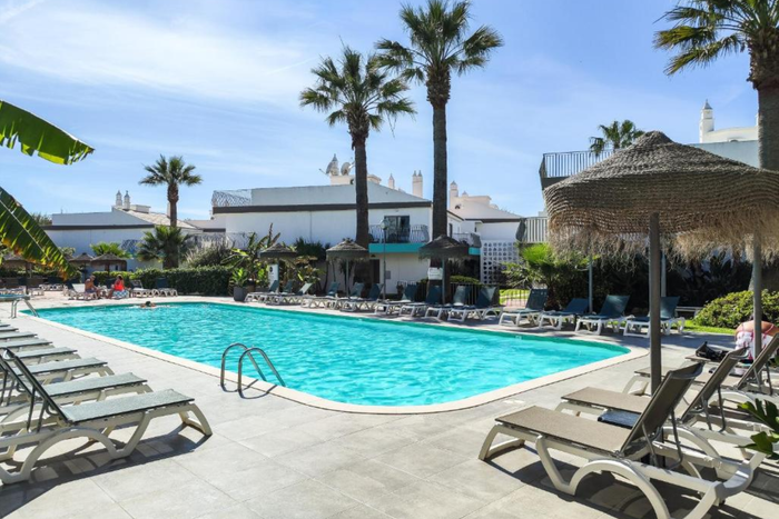 ☀️ Férias em Aparthotel localizado no coração dos Salgados | Albufeira