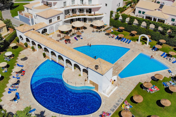 ☀️ Fantástico Aparthotel com piscinas e Opção de Tudo Incluído | Portimão