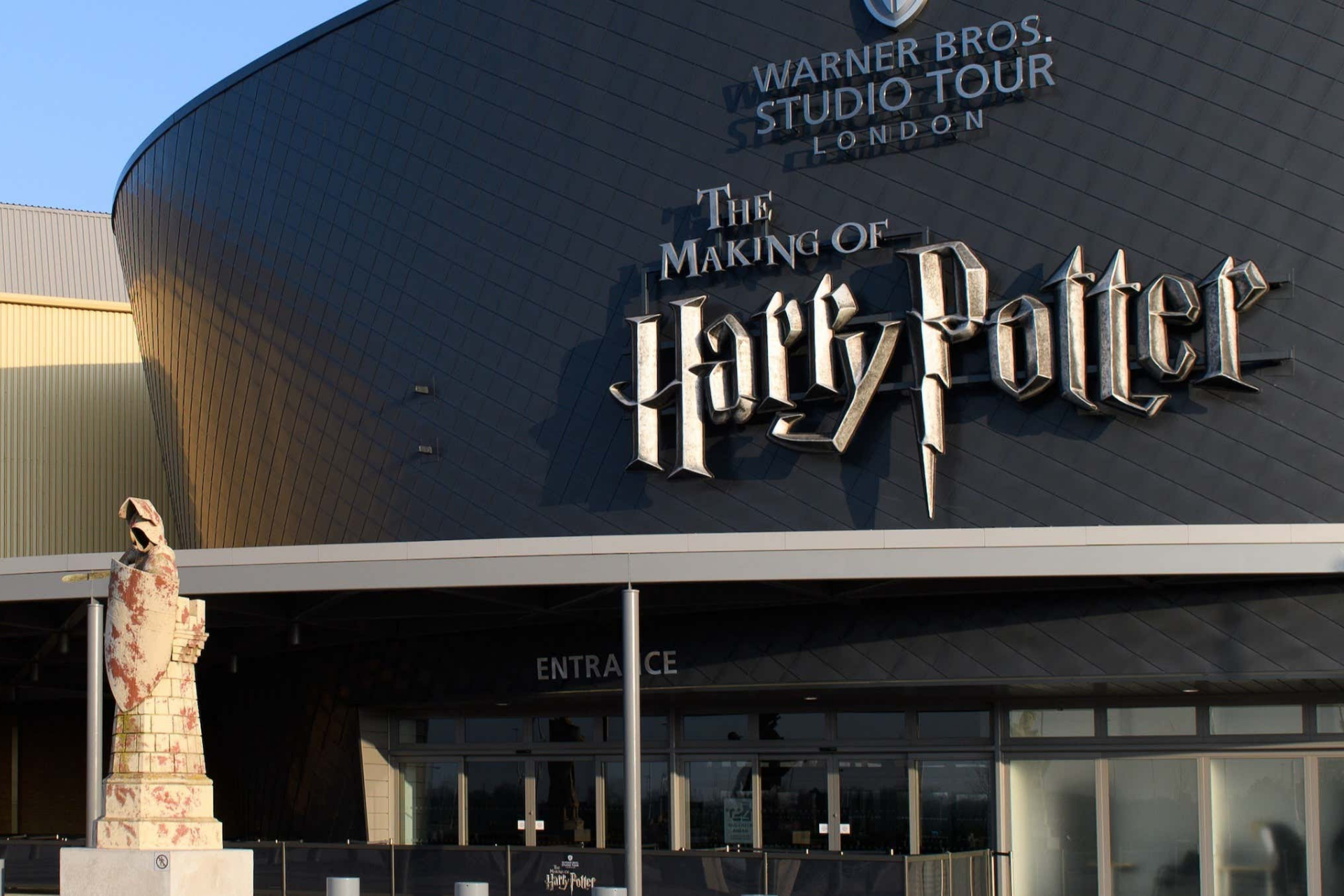 🧙🏼♂️¡LONDRES MÁGICO!✈️ 🪄Desde 2 noches: Vuelos + Hotel 3★ con desayuno + Entradas a los Estudios HARRY POTTER con traslados📍Excelente Ubicación 🧙🏼♂️¡LONDRES MÁGICO!✈️ 🪄Desde 2 noches: Vuelos + Hotel 3★ con desayuno + Entradas a los Estudios HARRY POTTER con traslados📍Excelente Ubicación