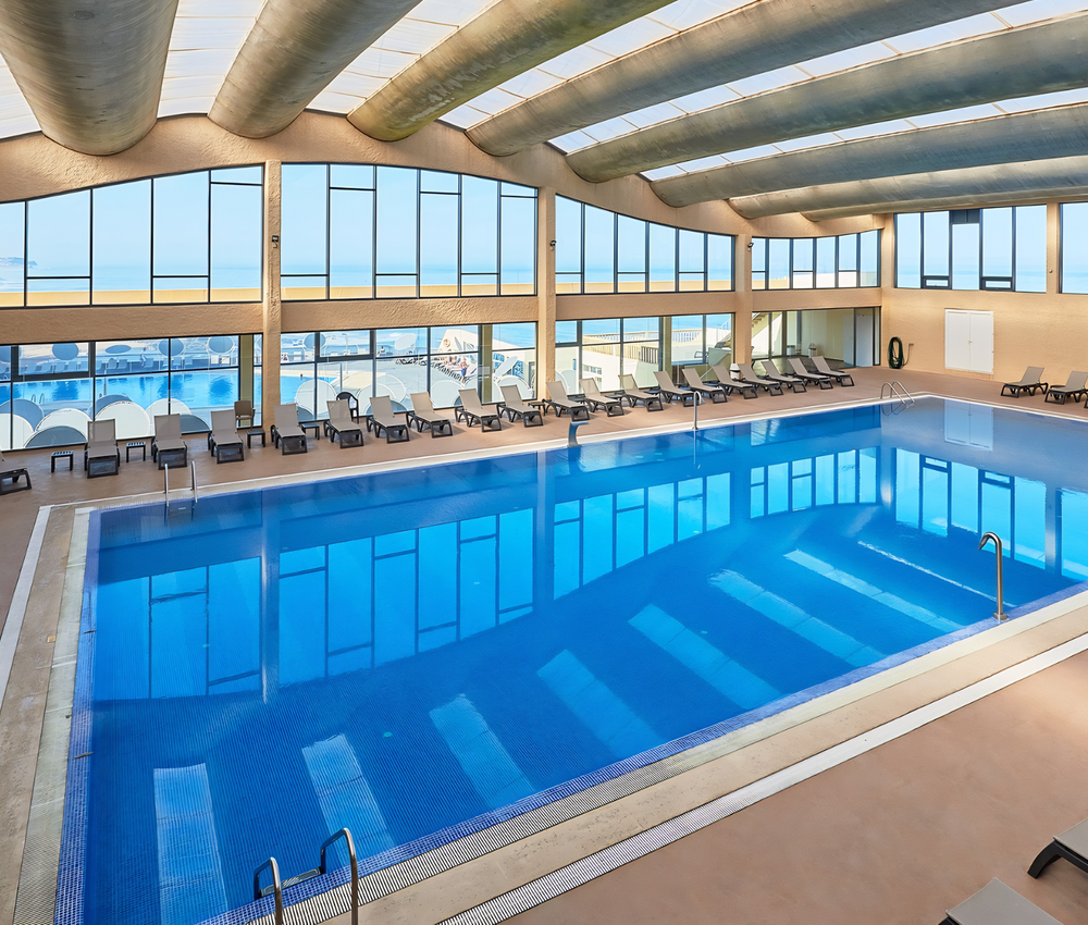 Hotel Golf Mar, com acesso ilimitado às piscinas e ao Spa em Maceira