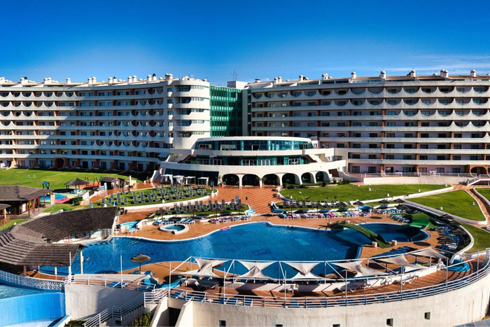 ⭐ Verão é no Algarve! Aparthotel 4* com piscina e opção de Tudo Incluído | Albufeira