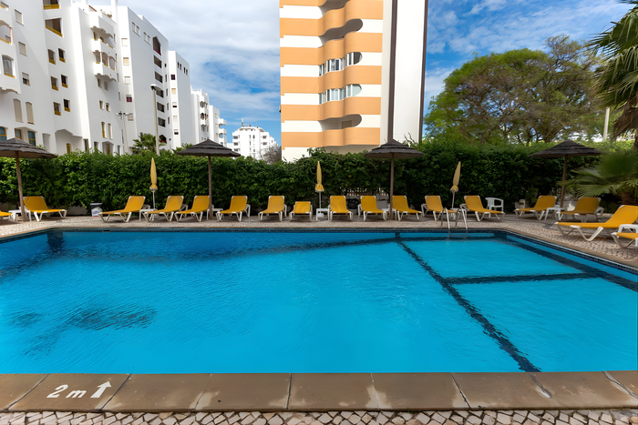 🧡 Férias em Hotel com Tudo Incluído pertinho da Praia | Quarteira