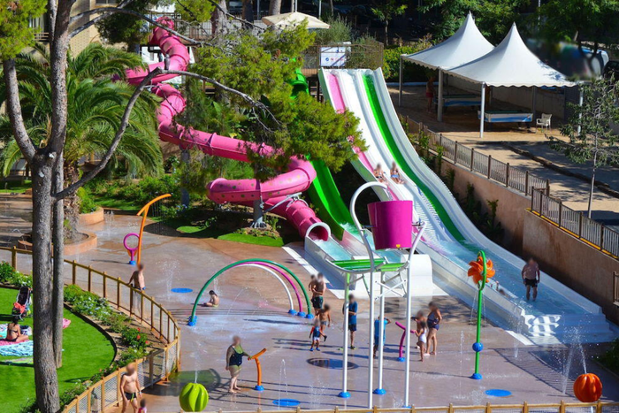 ✨ Férias inesquecíveis em Hotel com Escorregas Aquáticos | Salou