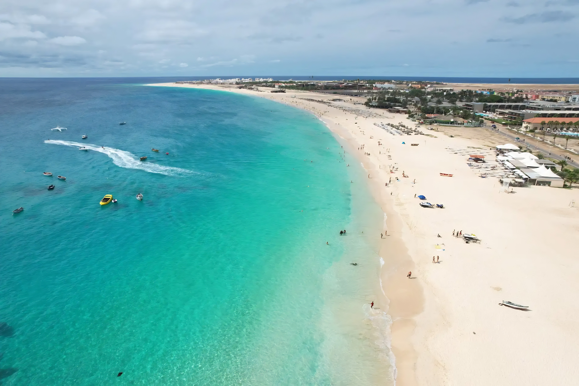 ✈️🌴 Ilha do Sal: Voos Diretos desde Lisboa ou Porto com Hotel 5*  junto à praia | Cabo Verde