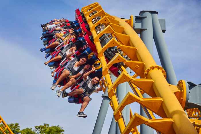 🎢 Aparthotel + Bilhetes Isla Mágica - Diversão Garantida!  | Sevilha