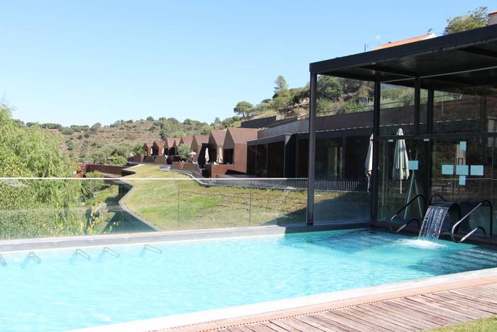 💦 Descanse em Hotel Rural 4* com Piscina Exterior Aquecida | Longroiva