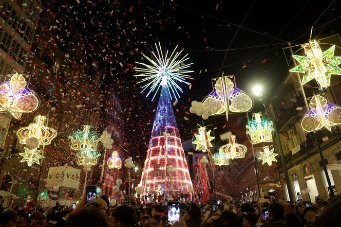 🎅🎄Magia de Natal em Hotel 4* com Free Tour pelas ruas de Vigo | Galiza