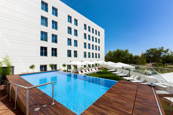 ⛪ Hotel 4* a poucos passos do Santuário de Fátima com Pequeno-Almoço incluído | Fátima