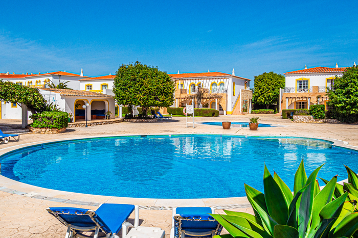🏖️ Hotel 4* no Algarve junto à praia ideal para umas férias relaxantes | Lagos