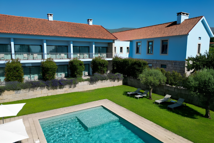 🍇 Hotel 4* Rural de Charme na Serra da Estrela com piscina e experiências na quinta | Gouveia