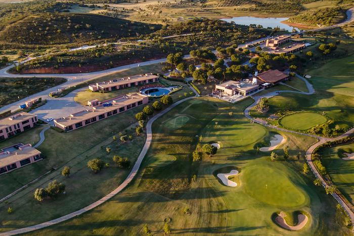 🌿 Hotel 4* no Algarve para descansar longe da agitação, rodeado pela natureza | Portimão