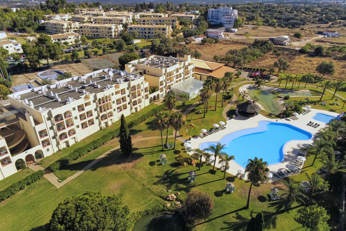 🌴 Espetacular Resort Tudo Incluído 4* perfeito para férias em Família | Alvor 