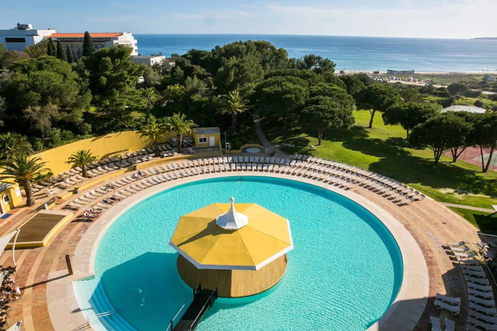 🏖️ Hotel 5* Tudo Incluído a 5 minutos da Praia | Alvor