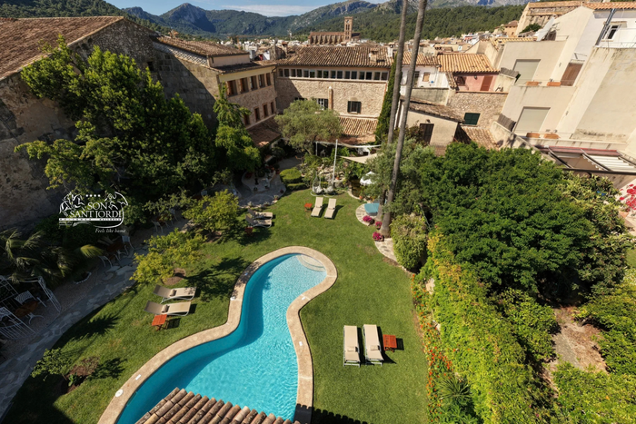 🏘️🏝️¡ESCAPADA CON ENCANTO A MALLORCA!🚢⛱️ Desde 2 noches: Ferry con tu coche + Hotel 4★ con desayuno y piscina | Pollença