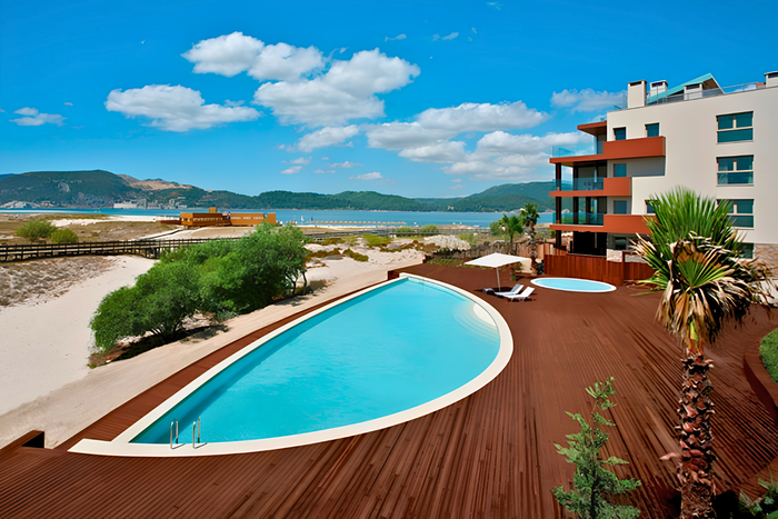 ☀️ Apartamentos 4*  com piscina, a poucos passos da praia e opções com vista mar | Tróia 