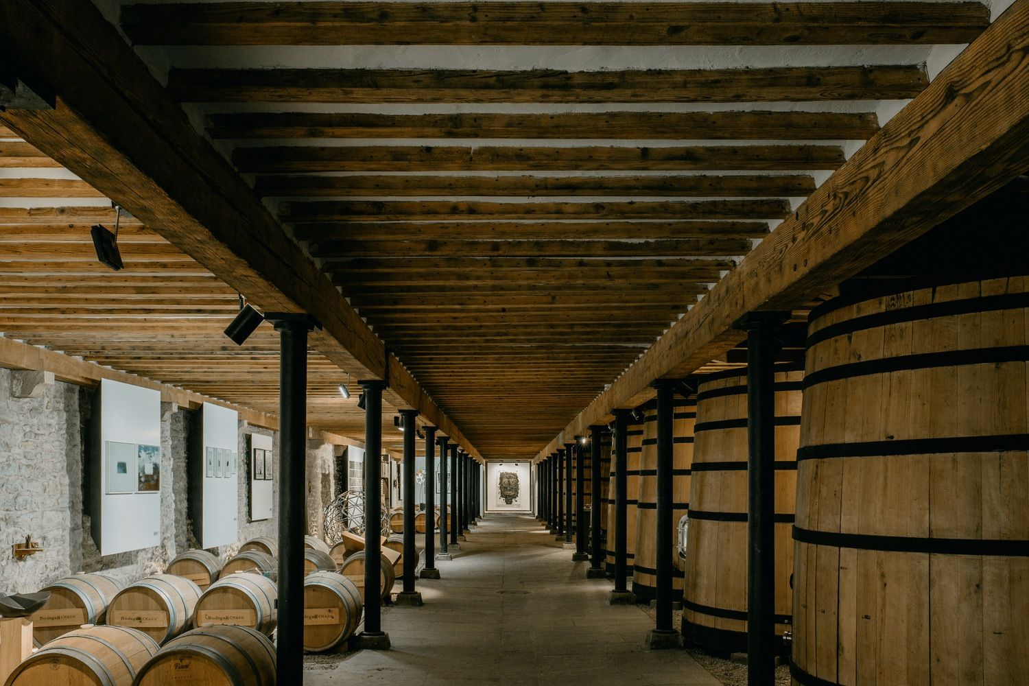 Bodega Otazu-3