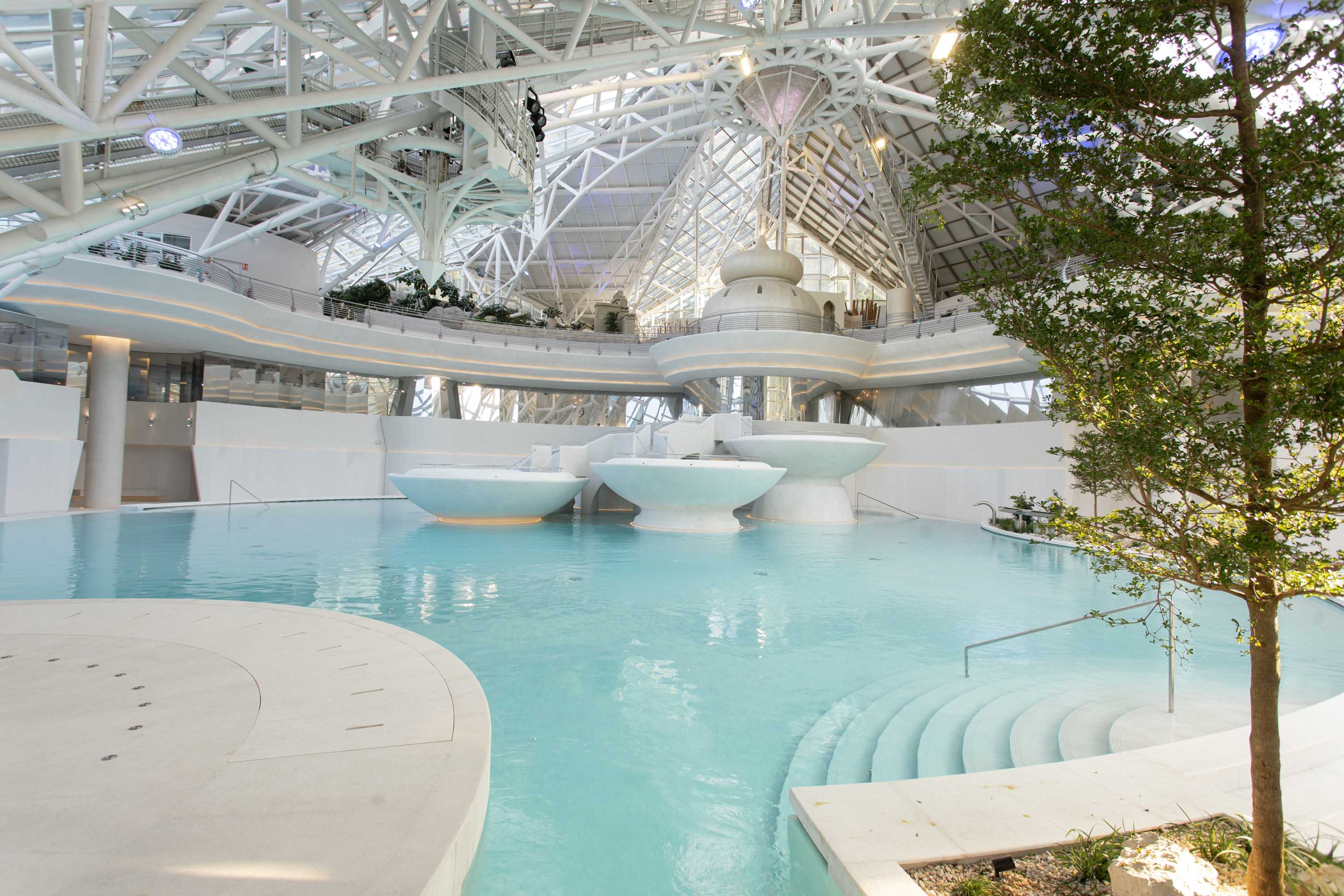 🫧¡RELÁJATE EN LOS PIRINEOS ANDORRANOS! 🏔️ Hotel 4★ con Acceso a Caldea Spa, ¡La escapada de relax y bienestar que necesitas! 🫧 🫧¡RELÁJATE EN LOS PIRINEOS ANDORRANOS! 🏔️ Hotel 4★ con Acceso a Caldea Spa, ¡La escapada de relax y bienestar que necesitas! 🫧