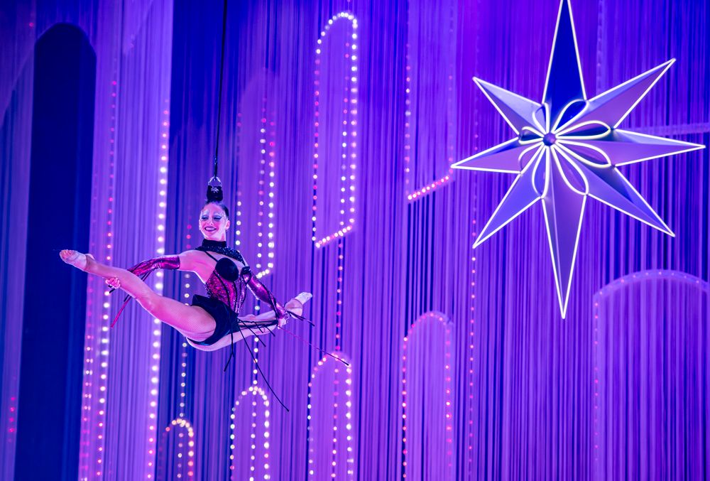 ✨IL·LU✨LE NOUVEAU SHOW DU CIRQUE DU SOLEIL EN ANDORRE!🎪👨‍👩‍👧‍👦 Vivez une nuit magique & séjournez dans un Hôtel 4* à 13 min à pied  du cirque