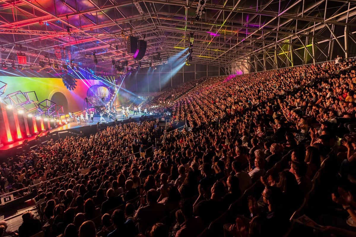 ✨🎪 LLEGA EL CIRQUE DU SOLEIL A ANDORRA – RÀDIO ANDORRA 📻✨Hotel 4★ con piscina y Entradas incluidas 📍 Excelente ubicación | Andorra la Vella ✨🎪 LLEGA EL CIRQUE DU SOLEIL A ANDORRA – RÀDIO ANDORRA 📻✨Hotel 4★ con piscina y Entradas incluidas 📍 Excelente ubicación | Andorra la Vella