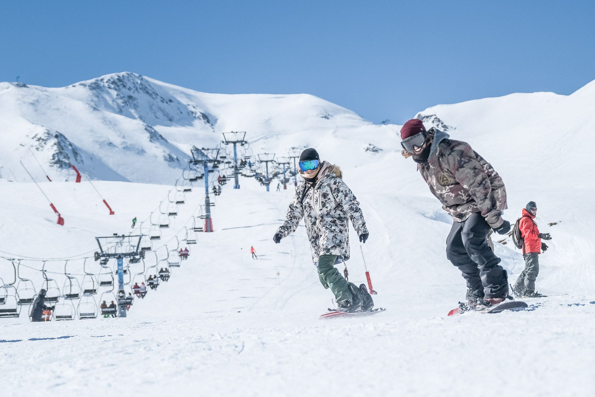 ⛷️TOP VENTAS ESQUÍ EN FORMIGAL 👨‍👩‍👧‍👦 ¡Transporte a Pistas! 🚌Forfait + Hotel 4*  con Desayuno