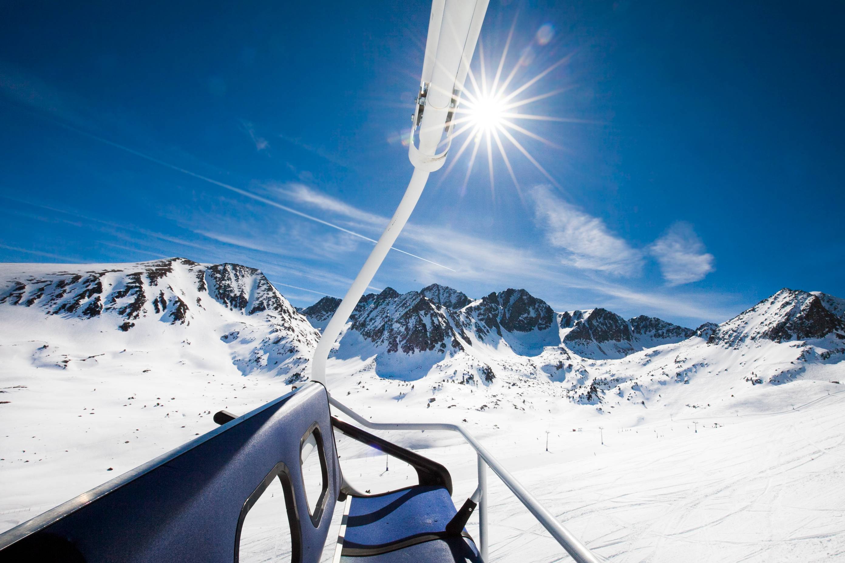 📢 ¡Venta anticipada! Hotel + Forfait a Grandvalira ⛷ El dominio esquiable más grande y moderno de los Pirineos ❄