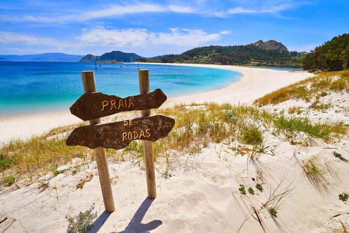 🌴🦀ISLAS CÍES ¡El paraíso Gallego!🌅🩵 Desde 2 noches: Estudios de hasta 4 personas en O Grove + Ferry a las Islas Cíes  | Galicia