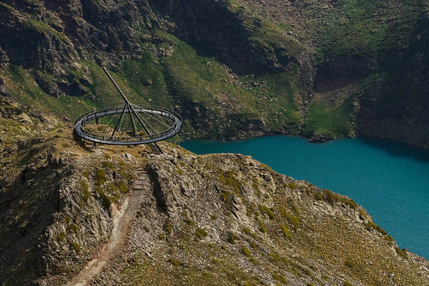 🚠MIRADOR TRISTAINA ¡Las mejores vistas del Pirineo Andorrano! 👀Hotel 4★ + Subida y bajada en Teléferico de Tristaina + Telesilla de Creussans 