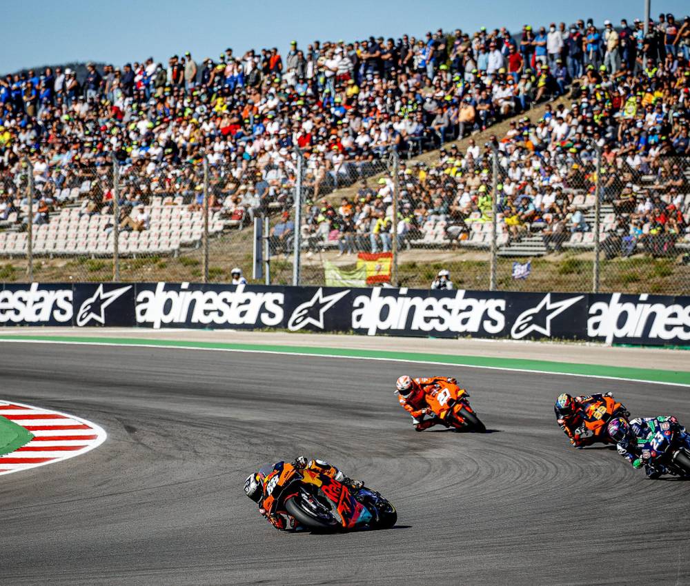 MOTO GP Portimão Novembro 2026: Hotel + Bilhetes 3 dias. Adrenalina ao máximo!