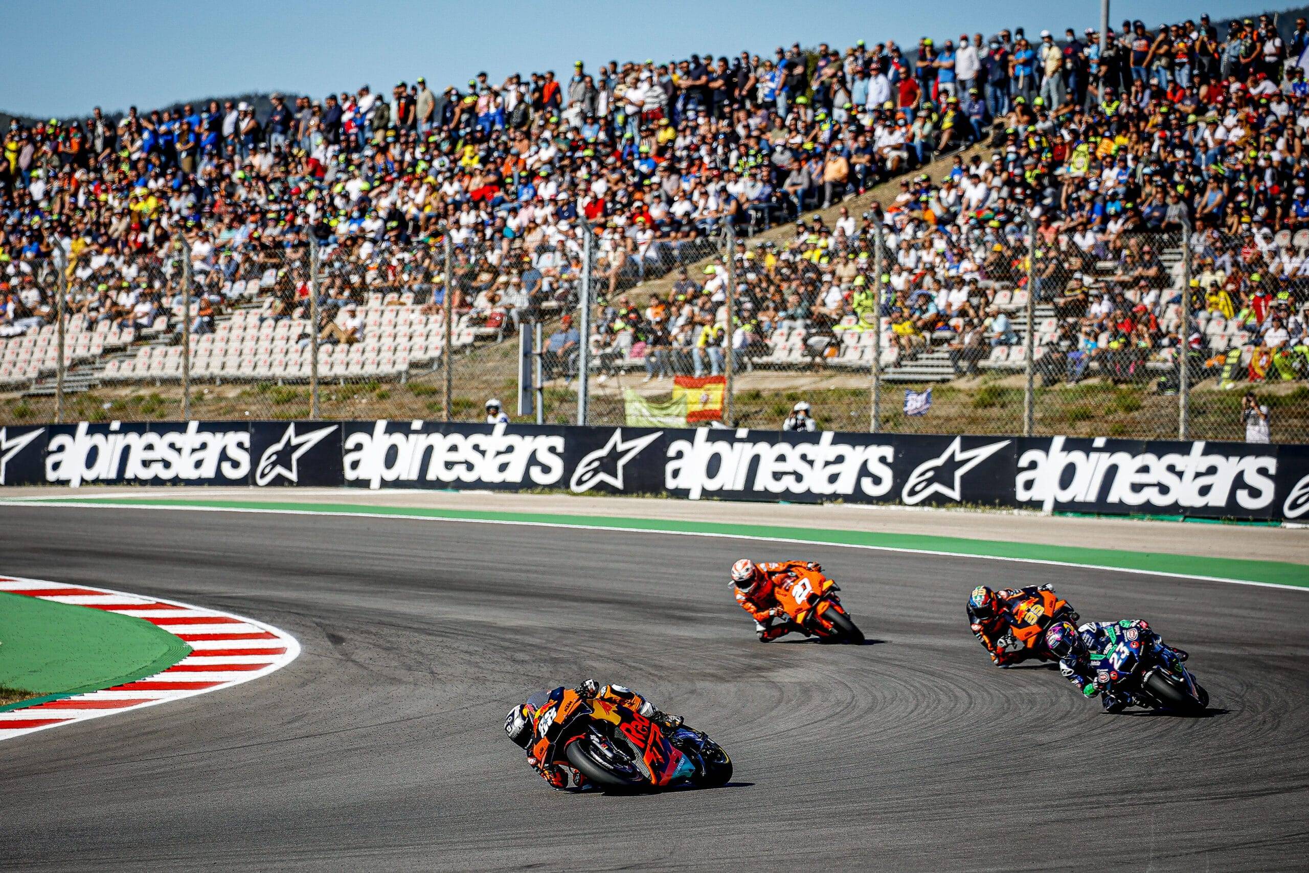🏁 Moto GP 2026 Portimão com Hotel incluído no Carvoeiro 🏍️ Sinta a Alta Velocidade de perto no Algarve! 🏁 Moto GP 2026 Portimão com Hotel incluído no Carvoeiro 🏍️ Sinta a Alta Velocidade de perto no Algarve!