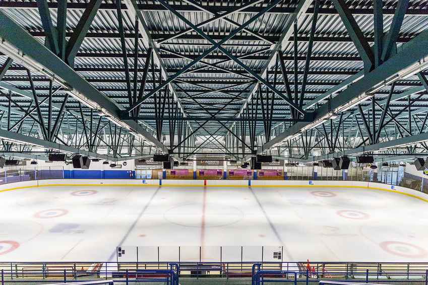 Visita el Palau de Gel ¡una gran pista de hielo olímpica para ti! ⛸ Andorra