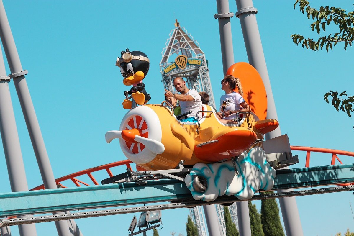 🦸🏼‍♀️ PARQUE WARNER ¡el plan perfecto para adultos y niños!👨‍👩‍👧‍👦 Hotel 3* con desayuno + Entradas al Parque